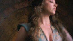 extant_GameOfThrones_3x02-DarkWingsDarkWords_4154
