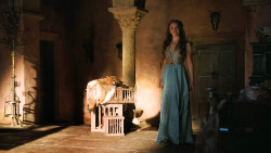 extant_GameOfThrones_3x02-DarkWingsDarkWords_4185