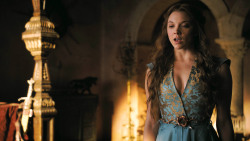 extant_GameOfThrones_3x02-DarkWingsDarkWords_4257