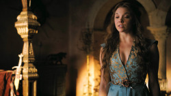 extant_GameOfThrones_3x02-DarkWingsDarkWords_4258