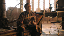 extant_GameOfThrones_3x02-DarkWingsDarkWords_4263