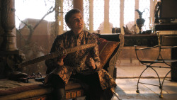 extant_GameOfThrones_3x02-DarkWingsDarkWords_4265