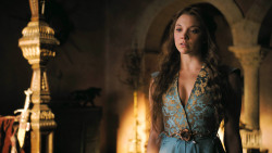 extant_GameOfThrones_3x02-DarkWingsDarkWords_4278
