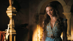 extant_GameOfThrones_3x02-DarkWingsDarkWords_4294