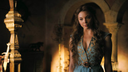 extant_GameOfThrones_3x02-DarkWingsDarkWords_4309