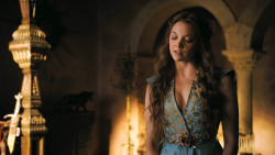 extant_GameOfThrones_3x02-DarkWingsDarkWords_4316