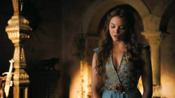 extant_GameOfThrones_3x02-DarkWingsDarkWords_4317
