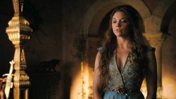 extant_GameOfThrones_3x02-DarkWingsDarkWords_4324