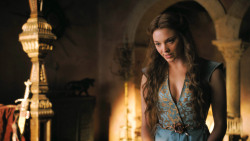extant_GameOfThrones_3x02-DarkWingsDarkWords_4350