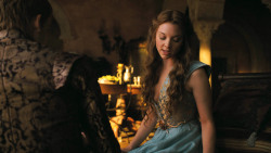 extant_GameOfThrones_3x02-DarkWingsDarkWords_4373