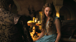 extant_GameOfThrones_3x02-DarkWingsDarkWords_4376