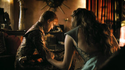 extant_GameOfThrones_3x02-DarkWingsDarkWords_4432