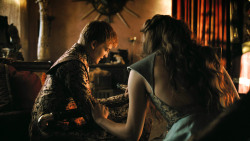 extant_GameOfThrones_3x02-DarkWingsDarkWords_4434