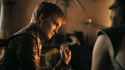 extant_GameOfThrones_3x02-DarkWingsDarkWords_4464