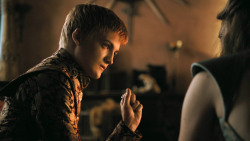 extant_GameOfThrones_3x02-DarkWingsDarkWords_4467