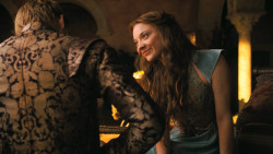 extant_GameOfThrones_3x02-DarkWingsDarkWords_4507