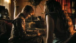 extant_GameOfThrones_3x02-DarkWingsDarkWords_4515