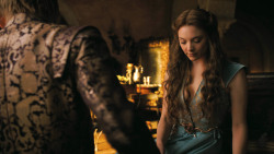 extant_GameOfThrones_3x02-DarkWingsDarkWords_4535