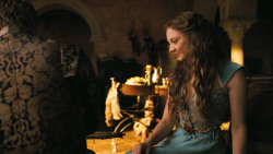 extant_GameOfThrones_3x02-DarkWingsDarkWords_4544