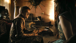 extant_GameOfThrones_3x02-DarkWingsDarkWords_4549