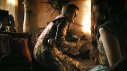 extant_GameOfThrones_3x02-DarkWingsDarkWords_4551