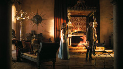 extant_GameOfThrones_3x02-DarkWingsDarkWords_4585