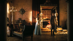 extant_GameOfThrones_3x02-DarkWingsDarkWords_4589