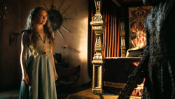 extant_GameOfThrones_3x02-DarkWingsDarkWords_4592