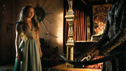 extant_GameOfThrones_3x02-DarkWingsDarkWords_4595