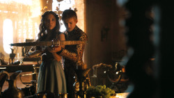 extant_GameOfThrones_3x02-DarkWingsDarkWords_4615
