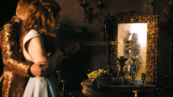 extant_GameOfThrones_3x02-DarkWingsDarkWords_4623