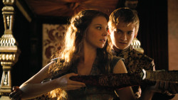extant_GameOfThrones_3x02-DarkWingsDarkWords_4632