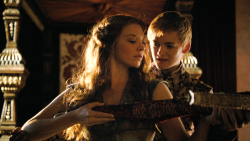 extant_GameOfThrones_3x02-DarkWingsDarkWords_4640