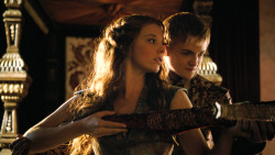 extant_GameOfThrones_3x02-DarkWingsDarkWords_4655