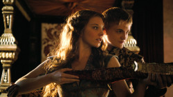 extant_GameOfThrones_3x02-DarkWingsDarkWords_4665