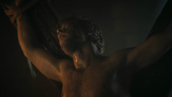 extant_GameOfThrones_3x02-DarkWingsDarkWords_4732