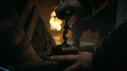 extant_GameOfThrones_3x02-DarkWingsDarkWords_4741