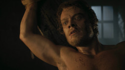 extant_GameOfThrones_3x02-DarkWingsDarkWords_4798