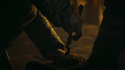 extant_GameOfThrones_3x02-DarkWingsDarkWords_4819