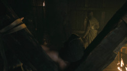 extant_GameOfThrones_3x02-DarkWingsDarkWords_4821