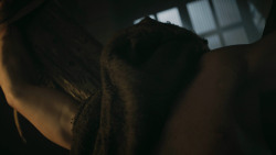 extant_GameOfThrones_3x02-DarkWingsDarkWords_4826