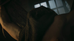 extant_GameOfThrones_3x02-DarkWingsDarkWords_4827