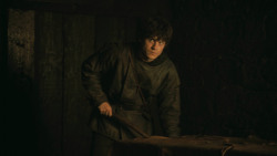 extant_GameOfThrones_3x02-DarkWingsDarkWords_4833