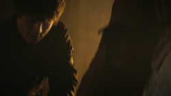 extant_GameOfThrones_3x02-DarkWingsDarkWords_4861