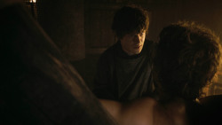 extant_GameOfThrones_3x02-DarkWingsDarkWords_4878
