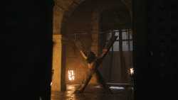 extant_GameOfThrones_3x02-DarkWingsDarkWords_4898