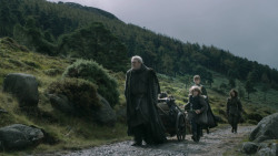 extant_GameOfThrones_3x02-DarkWingsDarkWords_4909