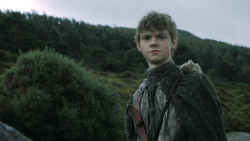 extant_GameOfThrones_3x02-DarkWingsDarkWords_4940