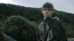 extant_GameOfThrones_3x02-DarkWingsDarkWords_4941