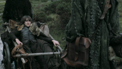 extant_GameOfThrones_3x02-DarkWingsDarkWords_4954